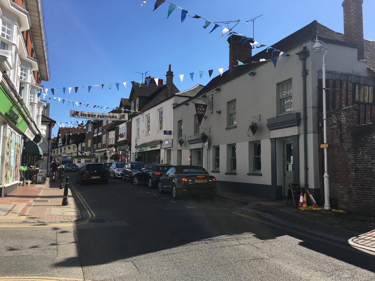 Morleys Rooms - Located In The Heart Of Hurstpierpoint By Huluki Sussex Stays Exterior photo