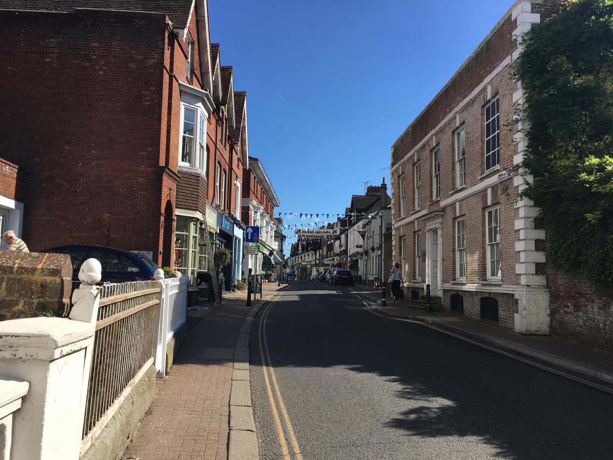 Morleys Rooms - Located In The Heart Of Hurstpierpoint By Huluki Sussex Stays Exterior photo
