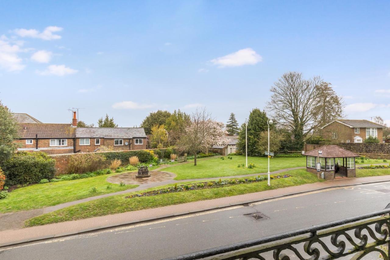 Morleys Rooms - Located In The Heart Of Hurstpierpoint By Huluki Sussex Stays Exterior photo